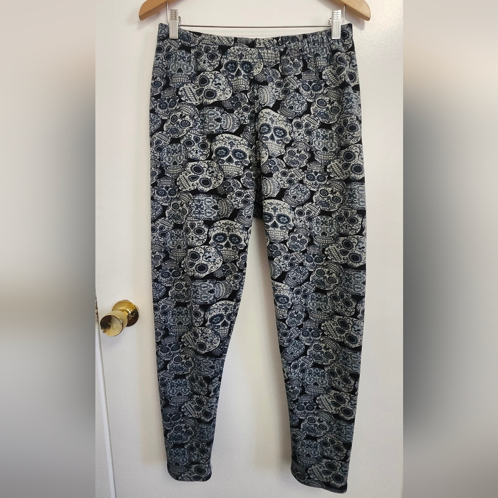 Skull Patterned Leggings
